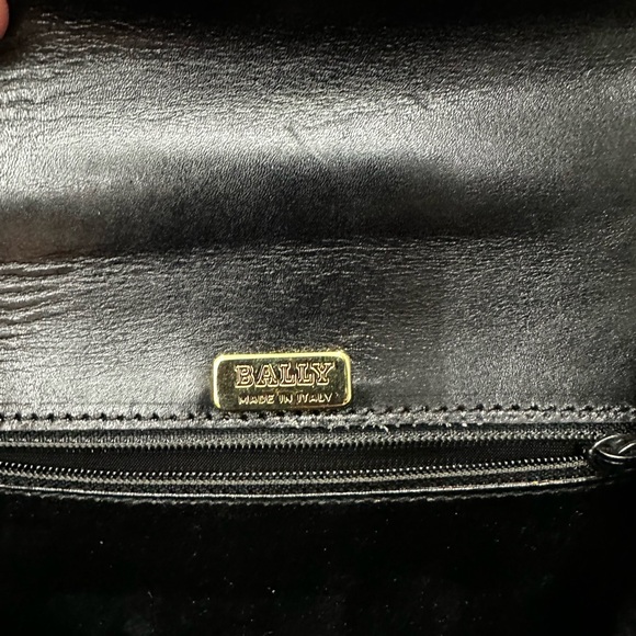 Vintage Bally Black Leather Top Handle Crossbody – Made in Italy - Picture 15 of 17